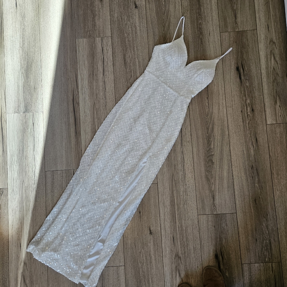 Elegant White Sequin Dress